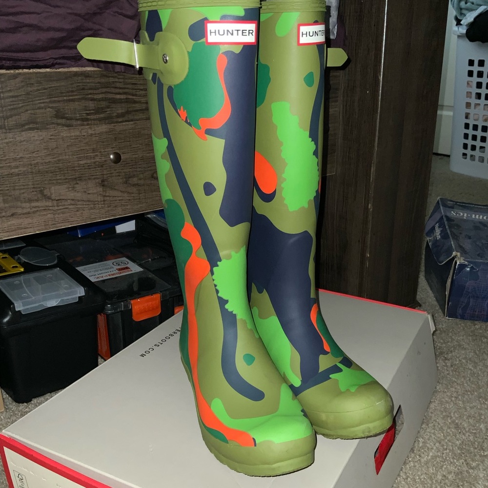 Rain boots